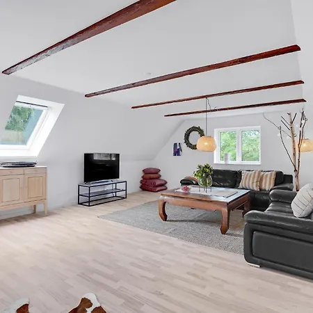 Cozy In With Kitchen 度假居 *